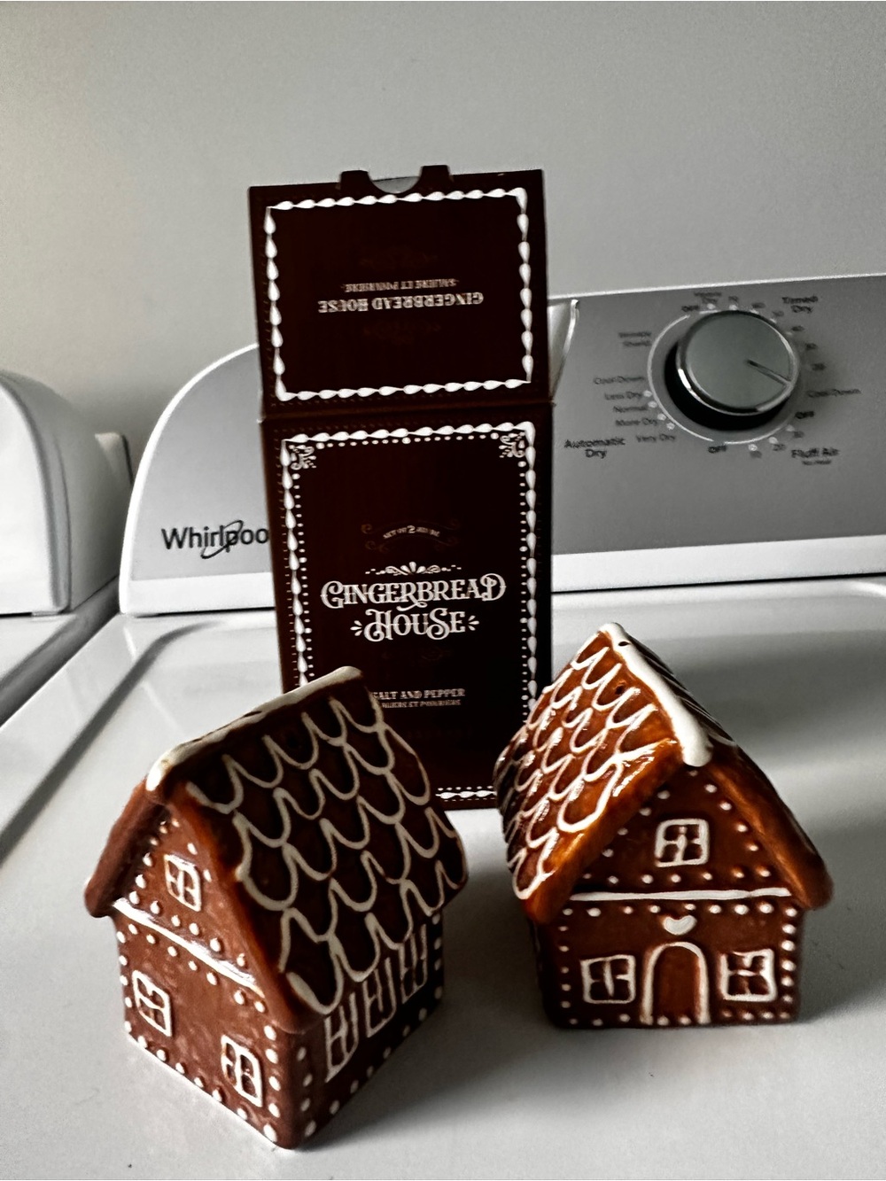 Pottery Barn Gingerbread House Decorative Salt & Pepper Shakers - Brown